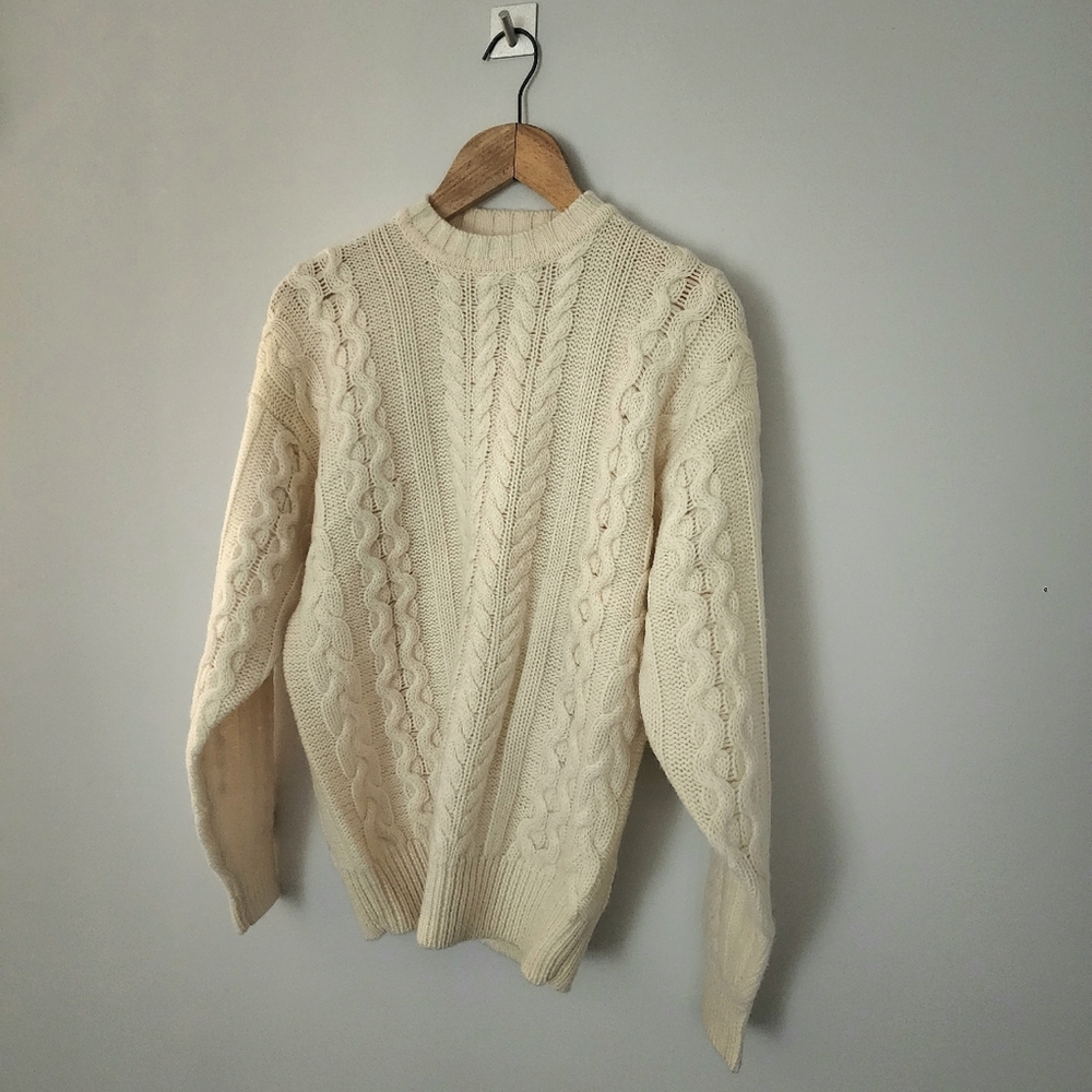 Vintage x 80s Baleno Pure New Wool “made in Italy” Cable knit Sweater